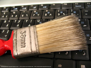 paintbrush-laptop