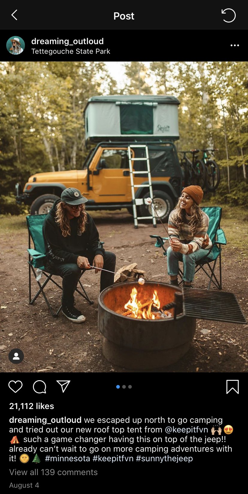 一位网红在Instagram上发布的一张截图，内容是露营地和帐篷