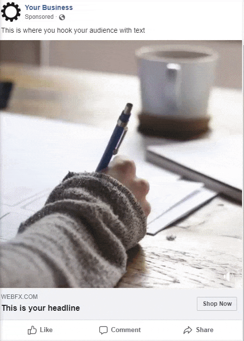 Facebook的幻灯片广告模型展示了某人的笔迹、彩色铅笔和笔记本电脑