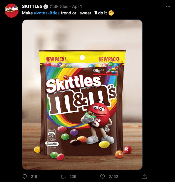 彩虹糖发布了一张恶作剧照片，照片上他们的糖果和m&m巧克力豆混合在一起